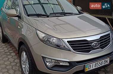 Позашляховик / Кросовер Kia Sportage 2011 в Полтаві