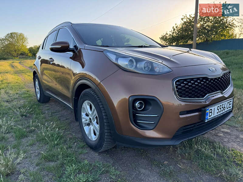 Позашляховик / Кросовер Kia Sportage 2017 в Полтаві