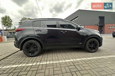 Позашляховик / Кросовер Kia Sportage 2017 в 