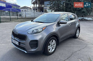 Внедорожник / Кроссовер Kia Sportage 2016 в Полтаве