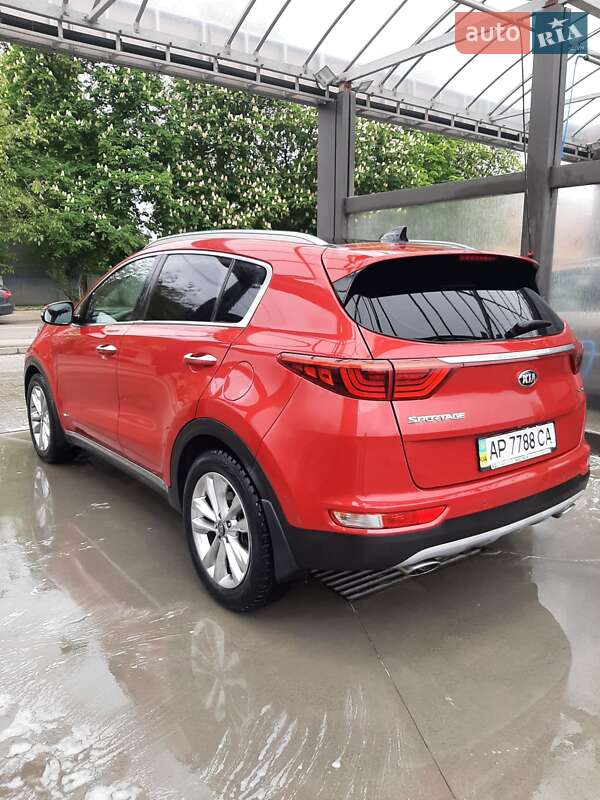 Внедорожник / Кроссовер Kia Sportage 2017 в Ивано-Франковске