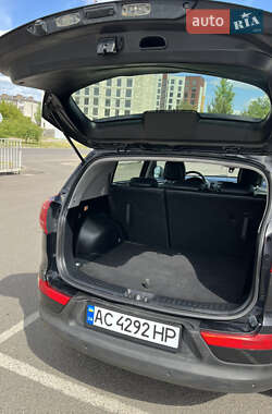 Позашляховик / Кросовер Kia Sportage 2012 в 