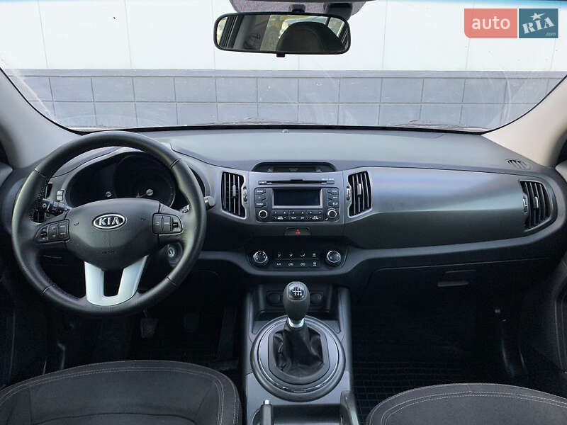Внедорожник / Кроссовер Kia Sportage 2012 в Одессе