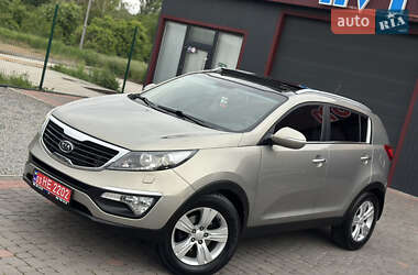 Внедорожник / Кроссовер Kia Sportage 2012 в Берегово