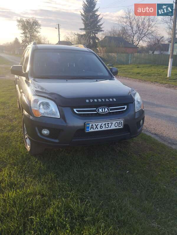 Внедорожник / Кроссовер Kia Sportage 2008 в 