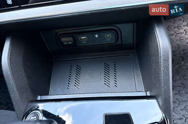 Внедорожник / Кроссовер Kia Sportage 2023 в 