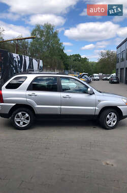 Позашляховик / Кросовер Kia Sportage 2008 в 