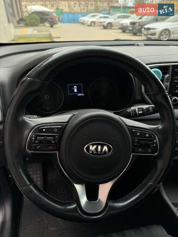 Внедорожник / Кроссовер Kia Sportage 2016 в Львове