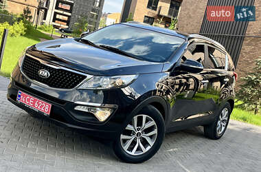Позашляховик / Кросовер Kia Sportage 2015 в 