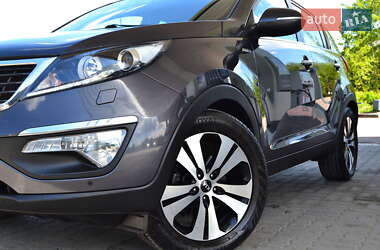 Позашляховик / Кросовер Kia Sportage 2012 в 
