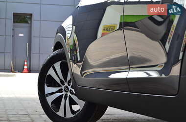 Позашляховик / Кросовер Kia Sportage 2012 в 