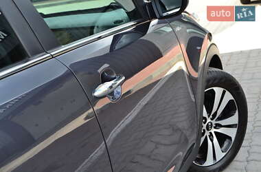 Позашляховик / Кросовер Kia Sportage 2012 в 