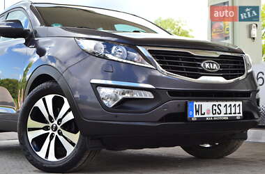 Позашляховик / Кросовер Kia Sportage 2012 в 