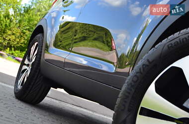 Позашляховик / Кросовер Kia Sportage 2012 в 
