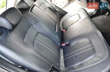 Позашляховик / Кросовер Kia Sportage 2012 в 