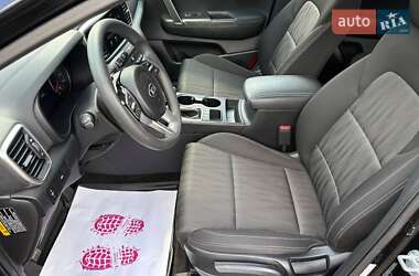 Позашляховик / Кросовер Kia Sportage 2019 в 