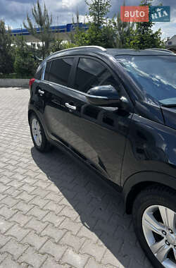 Позашляховик / Кросовер Kia Sportage 2010 в 