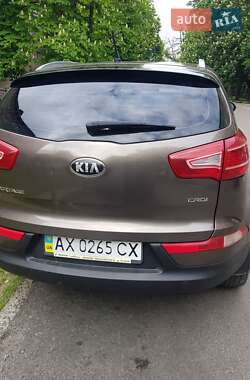 Внедорожник / Кроссовер Kia Sportage 2012 в 