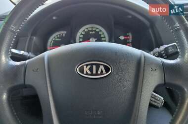 Внедорожник / Кроссовер Kia Sportage 2008 в 