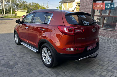 Внедорожник / Кроссовер Kia Sportage 2012 в 