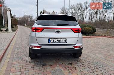 Внедорожник / Кроссовер Kia Sportage 2016 в 