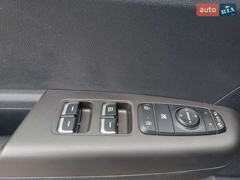 Внедорожник / Кроссовер Kia Sportage 2021 в Сумах