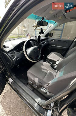 Позашляховик / Кросовер Kia Sportage 2005 в 