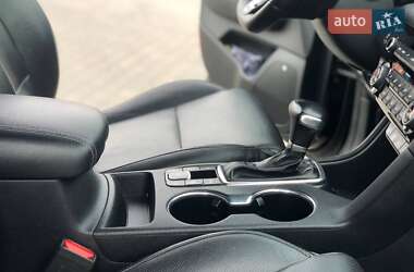 Позашляховик / Кросовер Kia Sportage 2016 в 