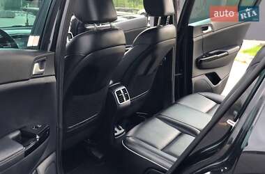 Позашляховик / Кросовер Kia Sportage 2016 в 