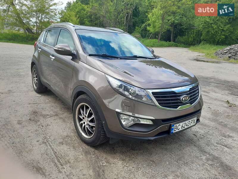 Позашляховик / Кросовер Kia Sportage 2011 в 