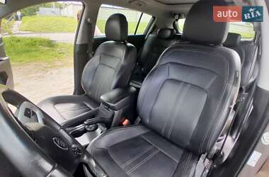 Позашляховик / Кросовер Kia Sportage 2011 в 
