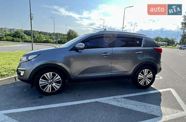 Внедорожник / Кроссовер Kia Sportage 2014 в 