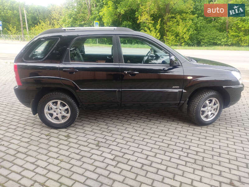 Внедорожник / Кроссовер Kia Sportage 2007 в Красилове