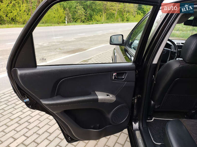 Внедорожник / Кроссовер Kia Sportage 2007 в Красилове