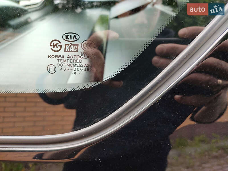 Внедорожник / Кроссовер Kia Sportage 2007 в Красилове