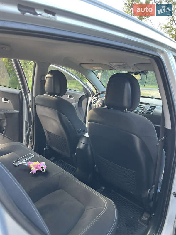 Внедорожник / Кроссовер Kia Sportage 2011 в Золотоноше