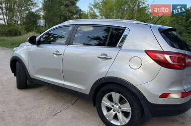 Внедорожник / Кроссовер Kia Sportage 2011 в 