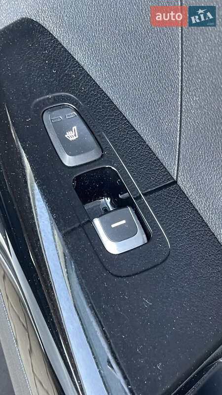 Внедорожник / Кроссовер Kia Sportage 2016 в Шептицькому