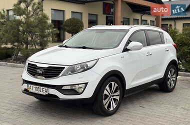 Внедорожник / Кроссовер Kia Sportage 2012 в 