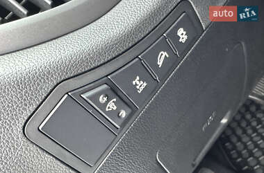 Внедорожник / Кроссовер Kia Sportage 2012 в 