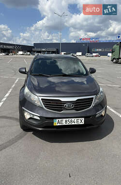 Внедорожник / Кроссовер Kia Sportage 2012 в 