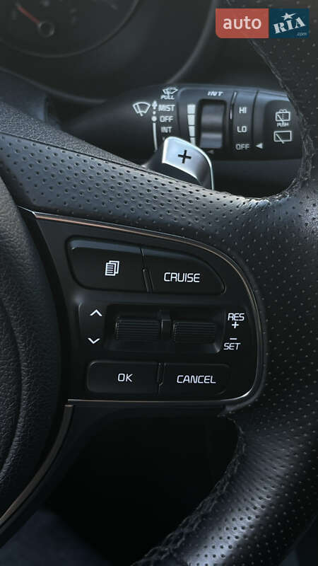 Внедорожник / Кроссовер Kia Sportage 2016 в Шептицькому