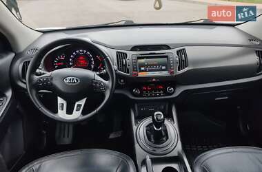 Позашляховик / Кросовер Kia Sportage 2013 в 