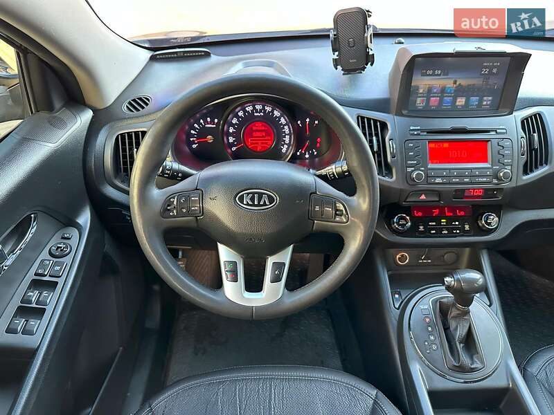 Позашляховик / Кросовер Kia Sportage 2011 в Одесі