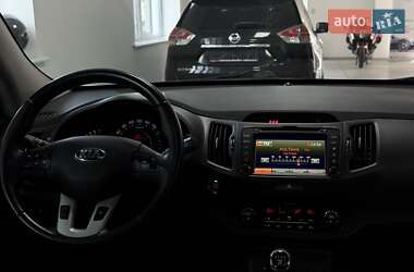 Внедорожник / Кроссовер Kia Sportage 2013 в 