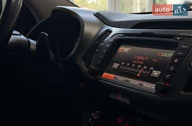 Внедорожник / Кроссовер Kia Sportage 2013 в 