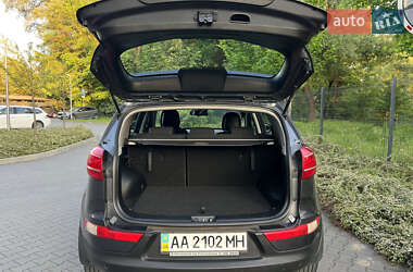 Позашляховик / Кросовер Kia Sportage 2012 в 