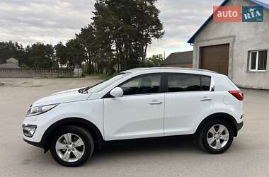 Внедорожник / Кроссовер Kia Sportage 2011 в 