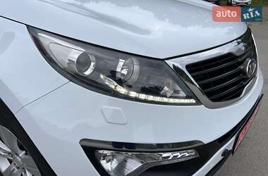 Внедорожник / Кроссовер Kia Sportage 2011 в 