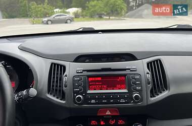 Внедорожник / Кроссовер Kia Sportage 2011 в 